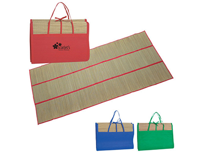 STRAW BEACH MAT