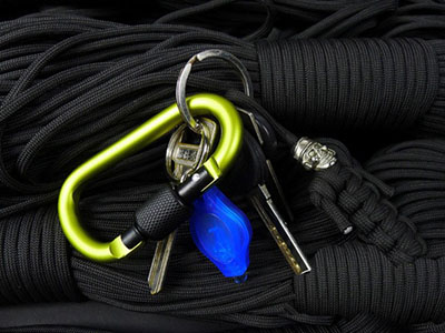 D SHAPE COLORFUL CARABINEER