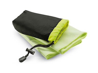 SPORT TOWEL IN NYLON POUCH