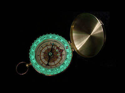 CLASSIC POCKET COMPASS