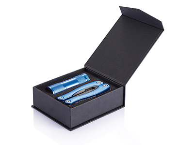 MULTI-PURPOSE TOOL WITH 14 FUNCTIONS AND LED FLASHLIGHT