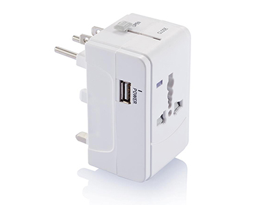 TRAVEL PLUG WITH USB PORT