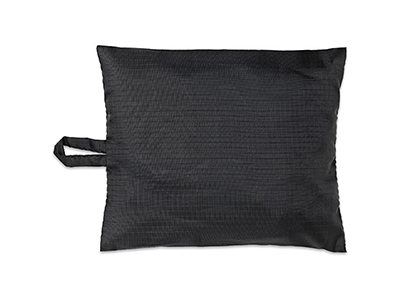 EYE MASK, EARPLUGS AND SOCKS