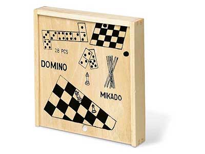 4 GAMES IN WOODEN BOX