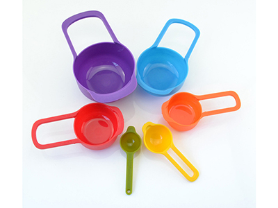 SET OF 6 PLASTIC MEASURING SPOON
