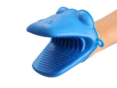 CUTE ANIMAL OVEN MITT