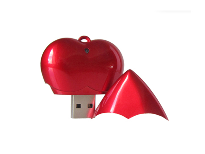 HEART SHAPE USB FLASH DRIVE