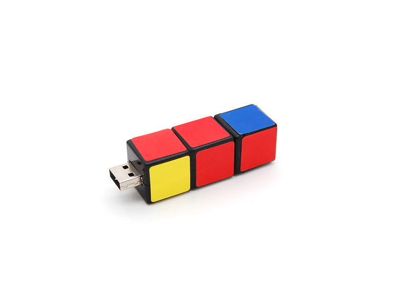 RUBIK’S USB DRIVE