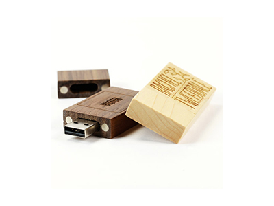 WOODLAND USB FLASH DRIVE